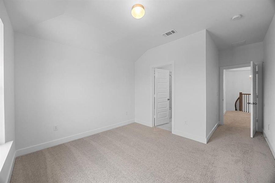 Representative image. Features, specifications, selections and colors may vary. Representative image. Features, specifications, selections and colors may vary.