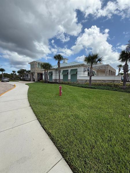 Community amenities in , St. Cloud (Image 35).