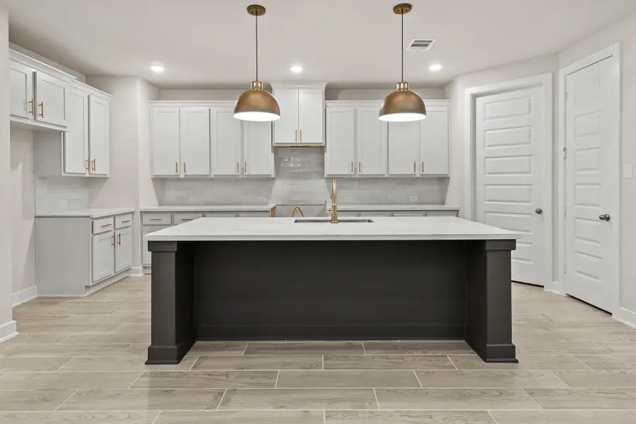 Representative image. Features, selections and colors may vary.