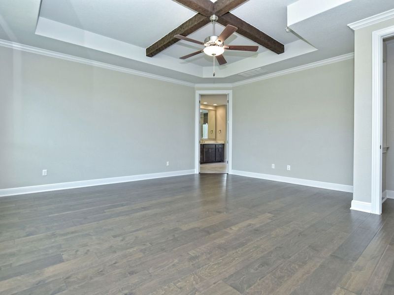 Representative unfurnished interior of a home built from the Madera II by Giddens Homes in Scofield Farms Estates, Georgetown (Image 293).