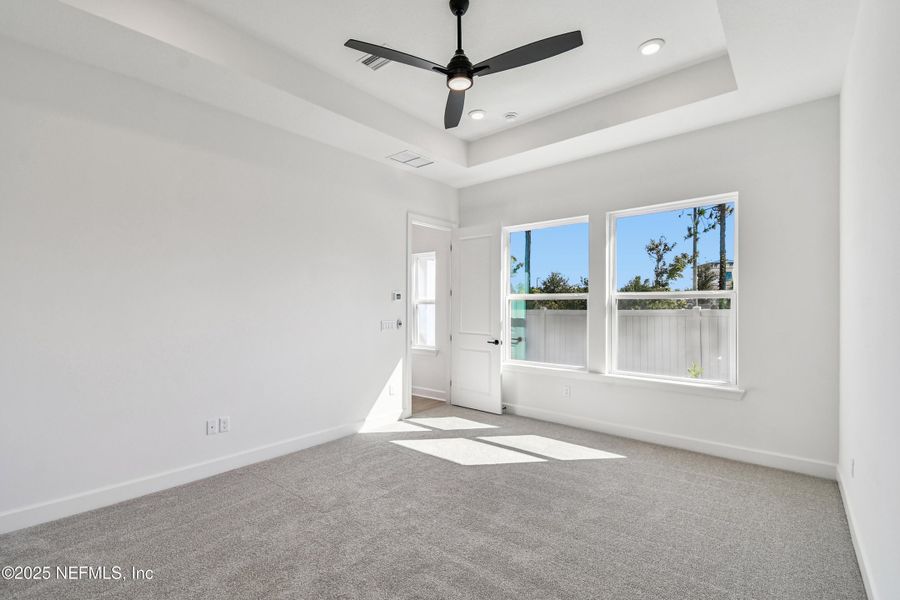 Spacious, unfurnished interior of a new home in Crosswinds 40’, Ponte Vedra (Image 24).