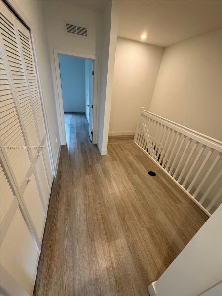 Spacious, unfurnished interior of a new home in , Homestead (Image 9).