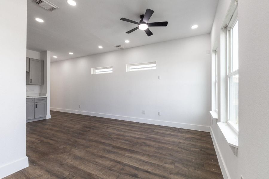 Spacious, unfurnished interior of a new home in , Spring (Image 19). Spacious, unfurnished interior of a new home in , Spring (Image 19).