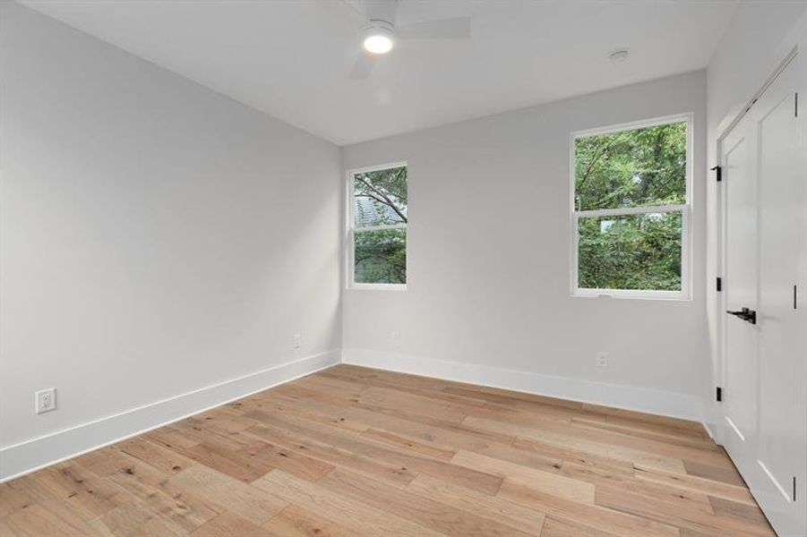 Spacious, unfurnished interior of a new home in , Atlanta (Image 22).