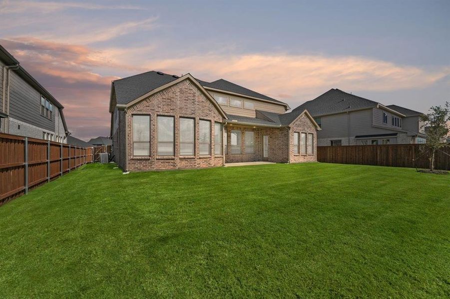 DAL_SP Village_Eagle Mountain II_2105 Birch Street (31)