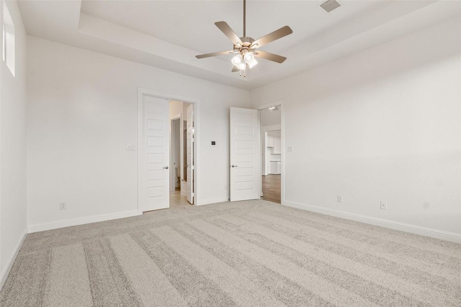 Spacious, unfurnished interior of a new home in Sundance Cove, Crosby (Image 27). Spacious, unfurnished interior of a new home in Sundance Cove, Crosby (Image 27).