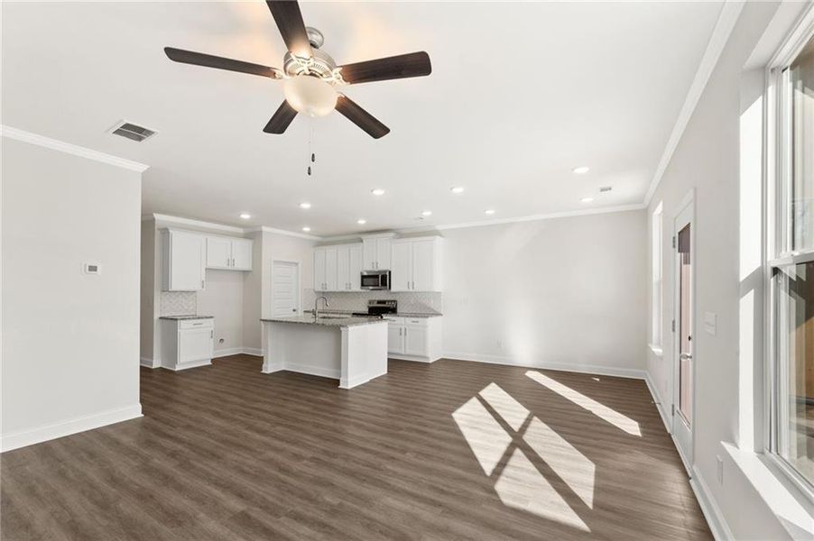 Spacious, unfurnished interior of a new home in Mulberry Summit, Flowery Branch (Image 23). Spacious, unfurnished interior of a new home in Mulberry Summit, Flowery Branch (Image 23).