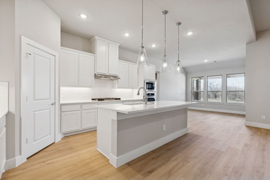 Representative furnished interior of a home built from the Halsted by Centre Living Homes in Ellis Ranch Estates, Waxahachie (Image 7).