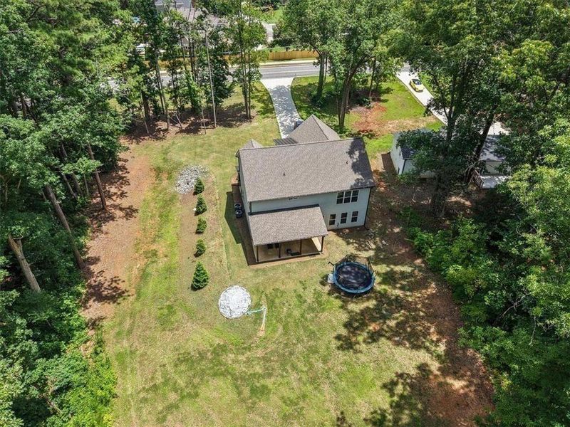 Exterior details and patio area of a home in , Acworth (Image 31).
