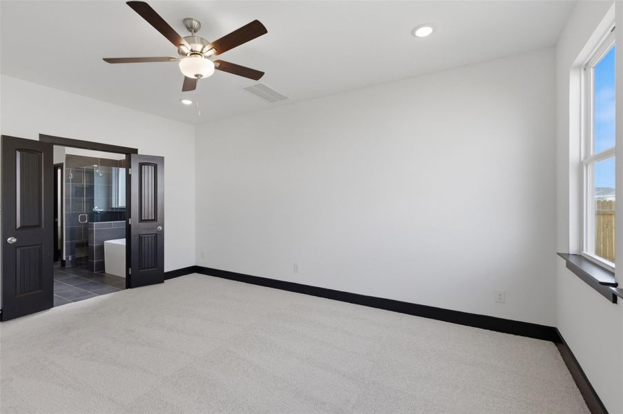 Spacious, unfurnished interior of a new home in , Pflugerville (Image 27).
