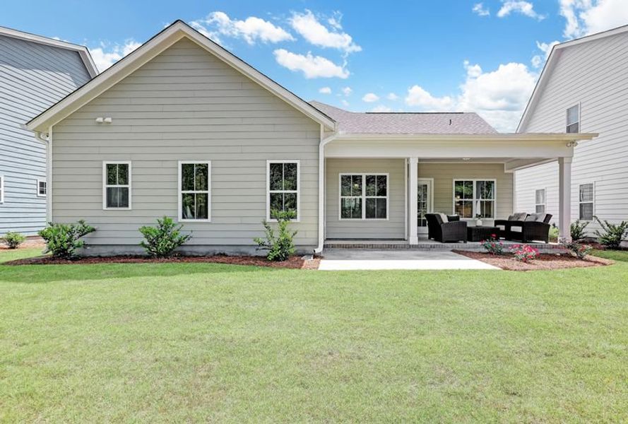Representative exterior details of a home built from the Sinclair by Bill Clark Homes in Osprey Landing, Southport (Image 3).