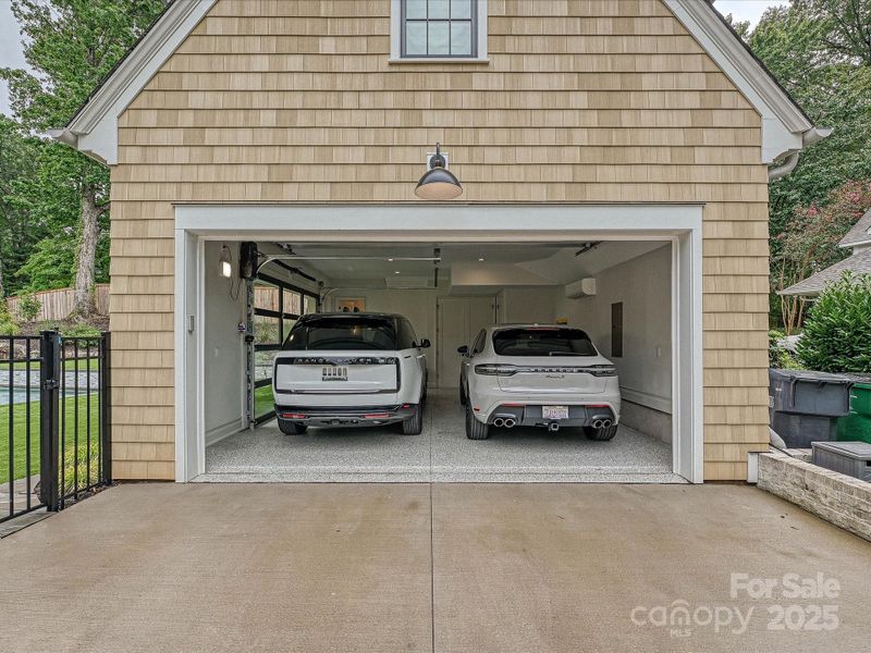 Garage Garage