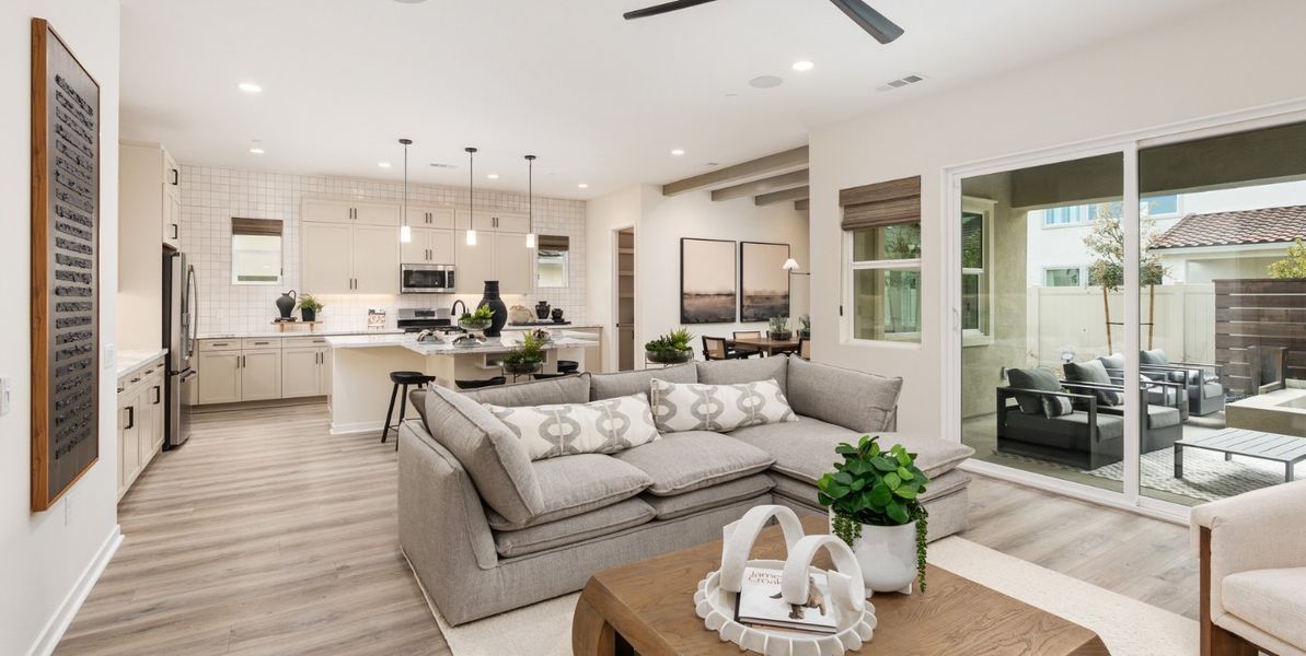 Summit at Cascade Landing - 1440x724 (41)