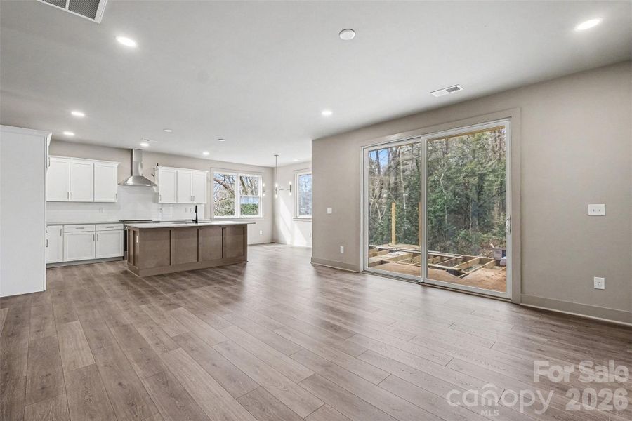 Spacious, unfurnished interior of a new home in , Charlotte (Image 24).