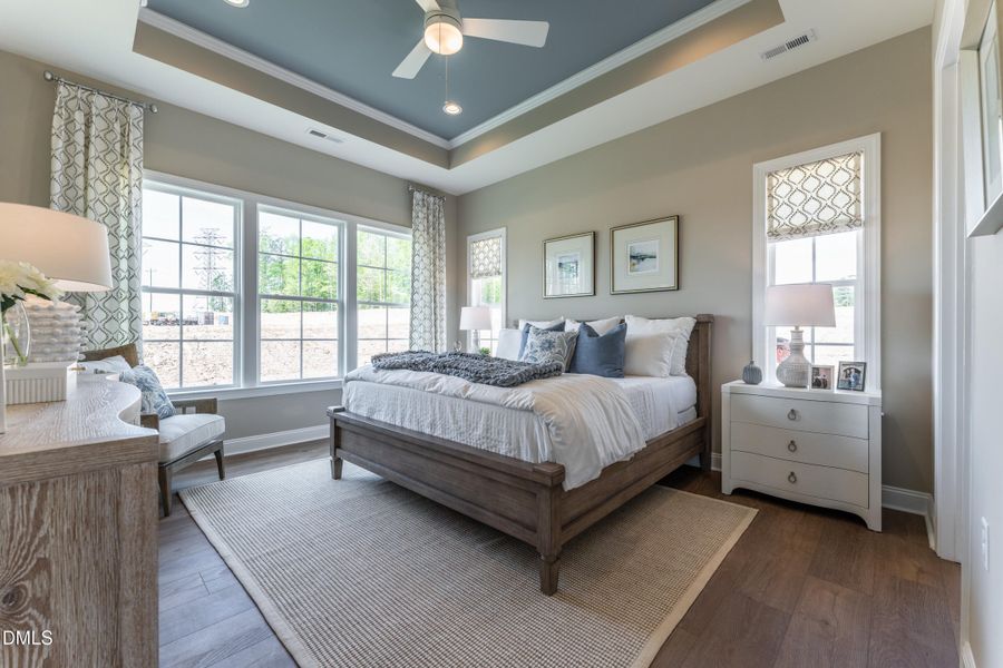 23 HHHunt Homes Retreat Primary Bedroom