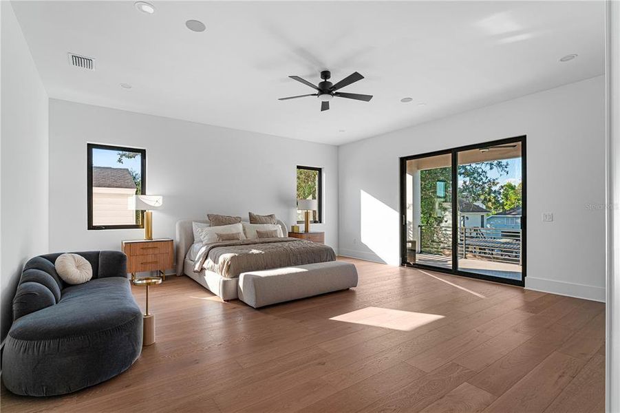 Furnished interior view inside a new home in , Tampa (Image 12).