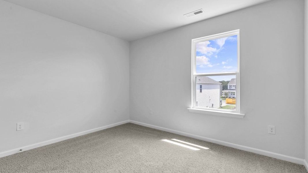 Spacious, unfurnished interior of a new home in Middleton, Greensboro (Image 18).