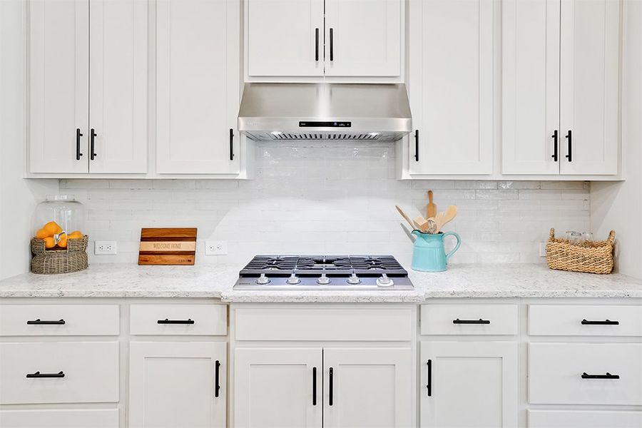 Shelter Bay, Kitchen