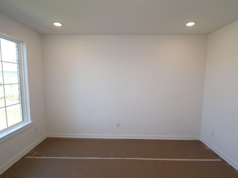 Image 21 of a home in Miller's Pond. Image 21 of a home in Miller's Pond.