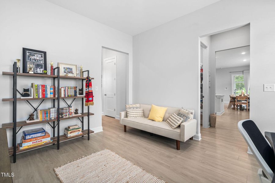 35-web-or-mls-321-falls-village-dr