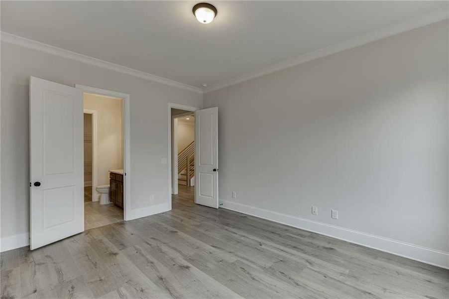 Spacious, unfurnished interior of a new home in , Jefferson (Image 17).