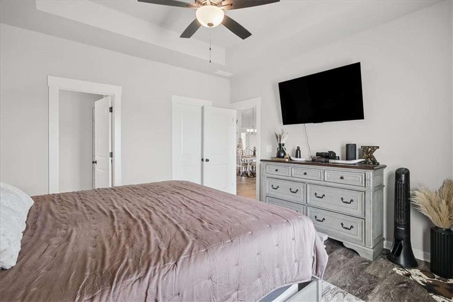 Furnished interior view inside a new home in , Tallapoosa (Image 30).
