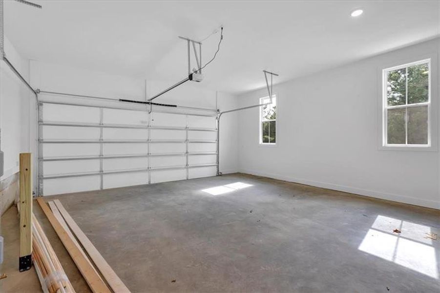 Spacious, unfurnished interior of a new home in , Rome (Image 18).