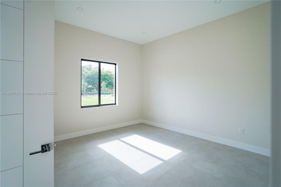 Spacious, unfurnished interior of a new home in , Homestead (Image 68).