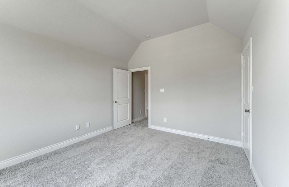 Spacious, unfurnished interior of a new home in Artavia 70′, Conroe (Image 45).
