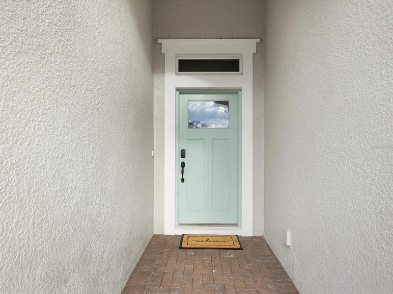Exterior details and patio area of a home in , Brooksville (Image 3).