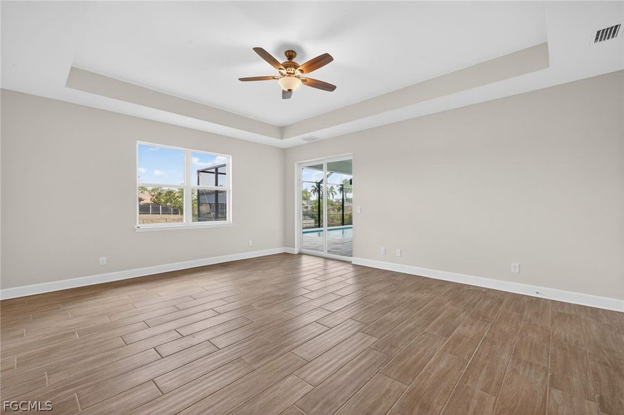 Spacious, unfurnished interior of a new home in Cape Coral, Cape Coral (Image 41). Spacious, unfurnished interior of a new home in Cape Coral, Cape Coral (Image 41).