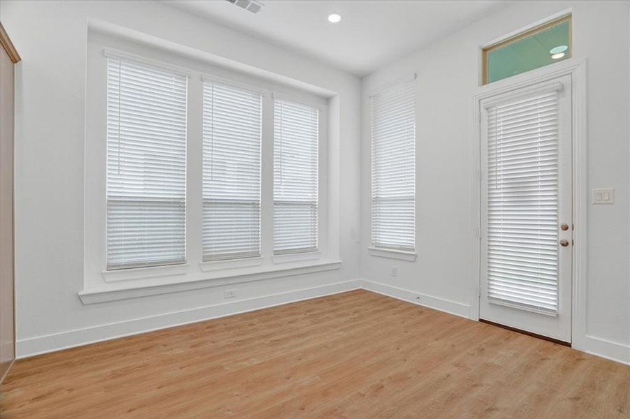 Spacious, unfurnished interior of a new home in Goodland, Venus (Image 12). Spacious, unfurnished interior of a new home in Goodland, Venus (Image 12).