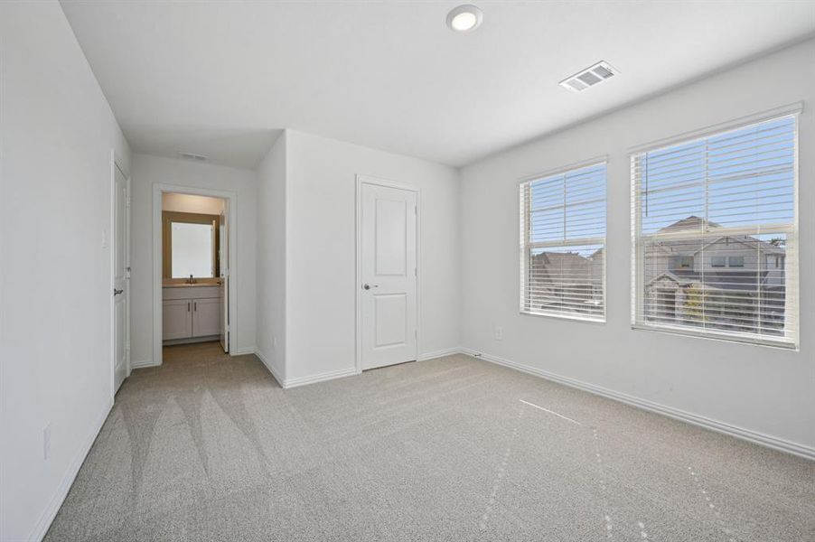 Photo is not of the actual home, but is an inspirational photo of builder’s model home and may depict options, furnishings, and/or decorator features that are not included.