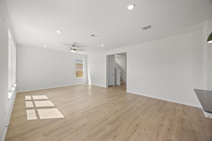 Spacious, unfurnished interior of a new home in Retreat at San Gabriel, Georgetown (Image 15). Spacious, unfurnished interior of a new home in Retreat at San Gabriel, Georgetown (Image 15).