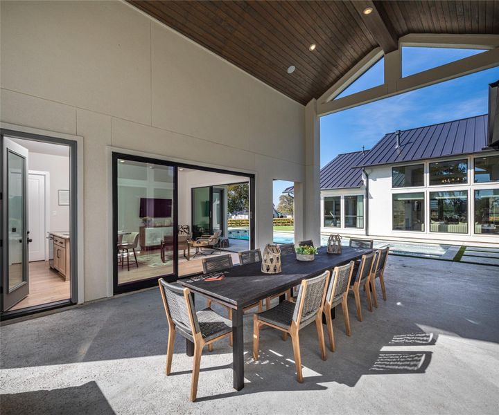 Images shown are of a similar home and are for representation purposes only. Actual features and finishes may vary. Images shown are of a similar home and are for representation purposes only. Actual features and finishes may vary.