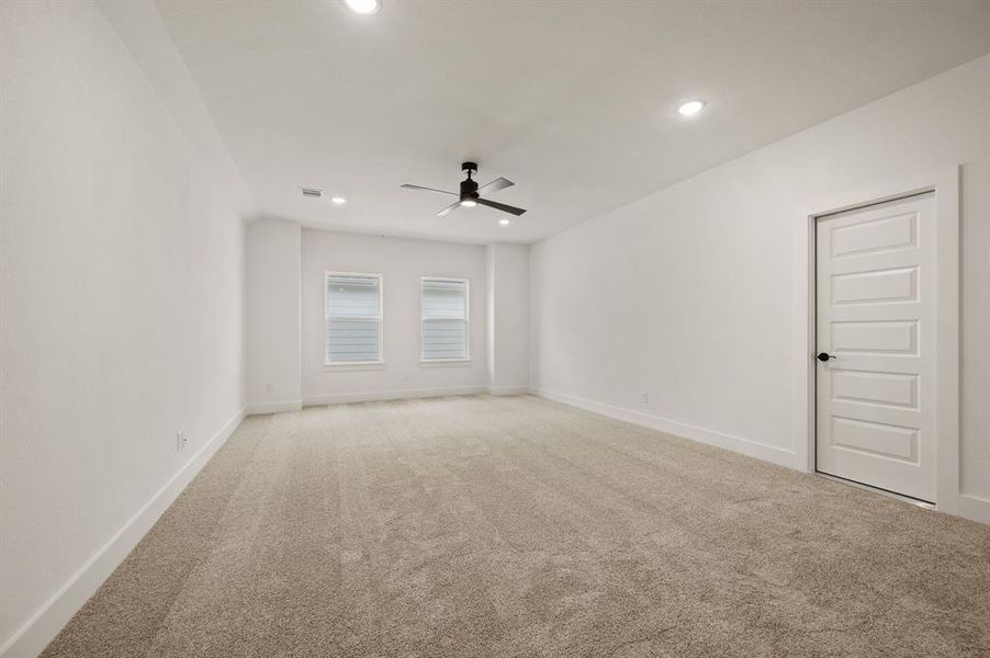 Spacious, unfurnished interior of a new home in Parks of Aledo, Aledo (Image 34).
