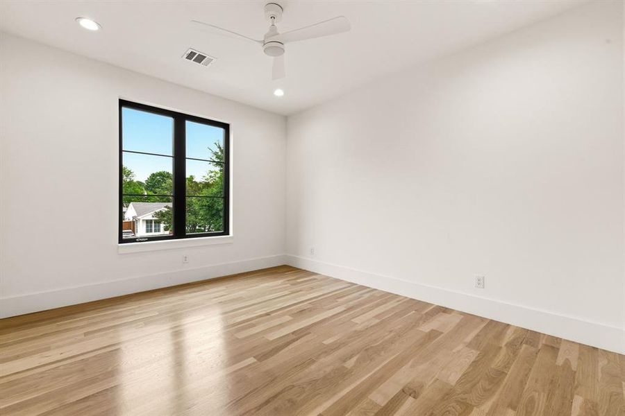 Spacious, unfurnished interior of a new home in , Dallas (Image 21).