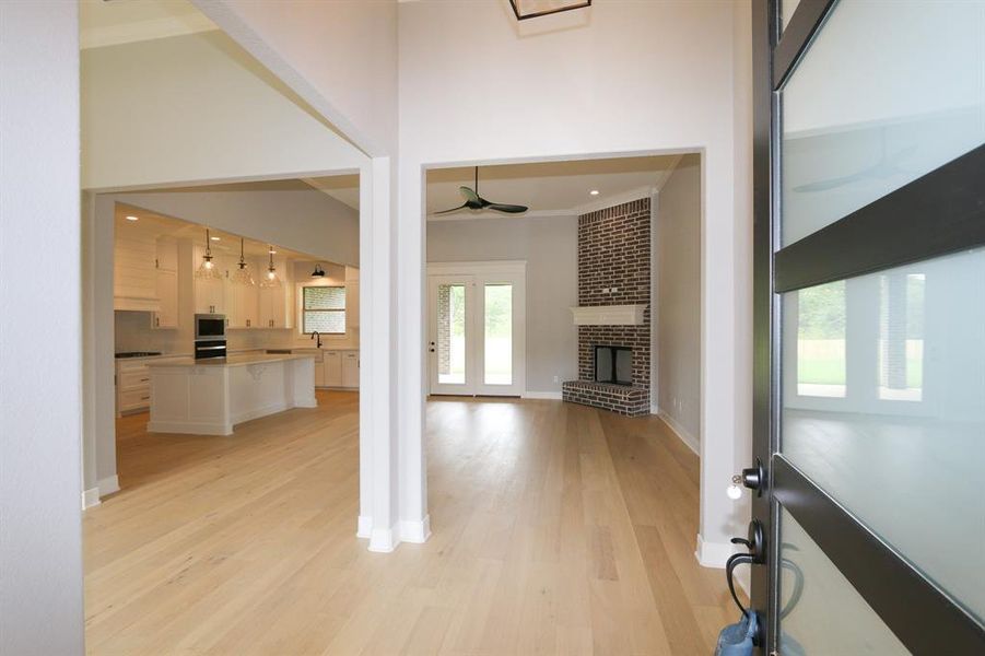 Spacious, unfurnished interior of a new home in , Tyler (Image 20).