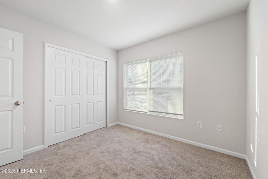 Spacious, unfurnished interior of a new home in , Jacksonville (Image 22).