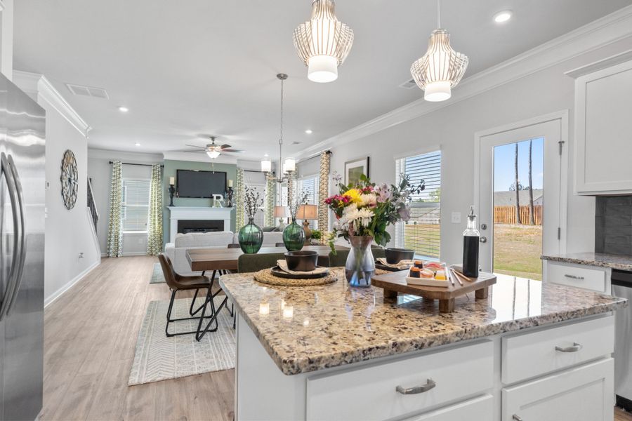 *This is a marketing photo. Colors/options may be different.*