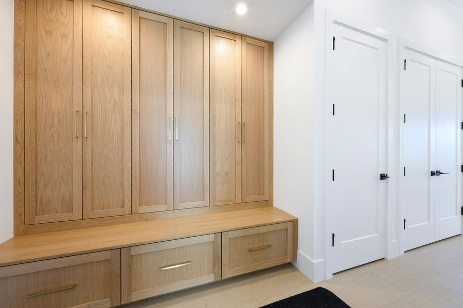 MUD ROOM MUD ROOM