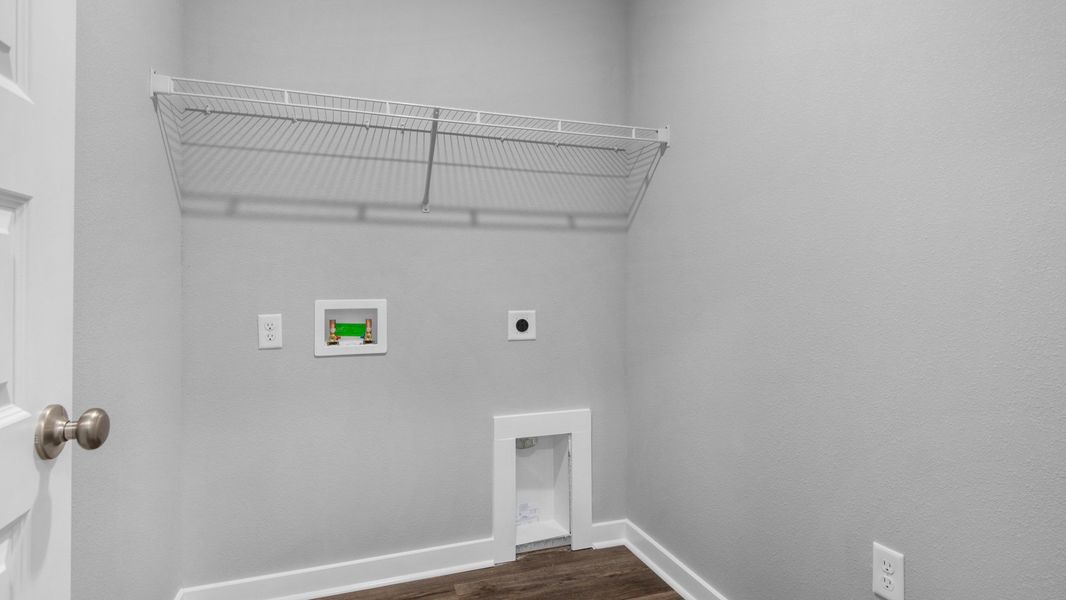 Representative unfurnished interior of a home built from the Delilah by D.R. Horton in Colonial East, Panama City Beach (Image 22).