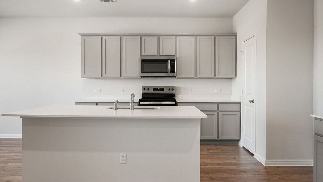 Furnished interior view inside a new home in Thunder Rock, Marble Falls (Image 7).