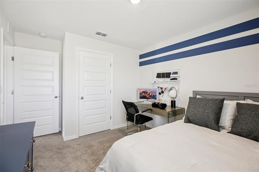 Furnished interior view inside a new home in Boulevard Oaks, Lady Lake (Image 15).