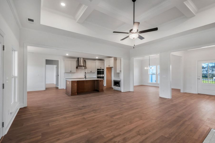 Rutledge III Farmhouse - Kitchen and Great Room Rutledge III Farmhouse - Kitchen and Great Room