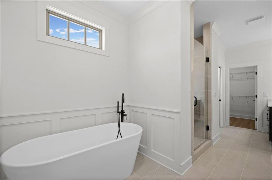 Furnished interior view inside a new home in Devin's Shire, Kennesaw (Image 9).
