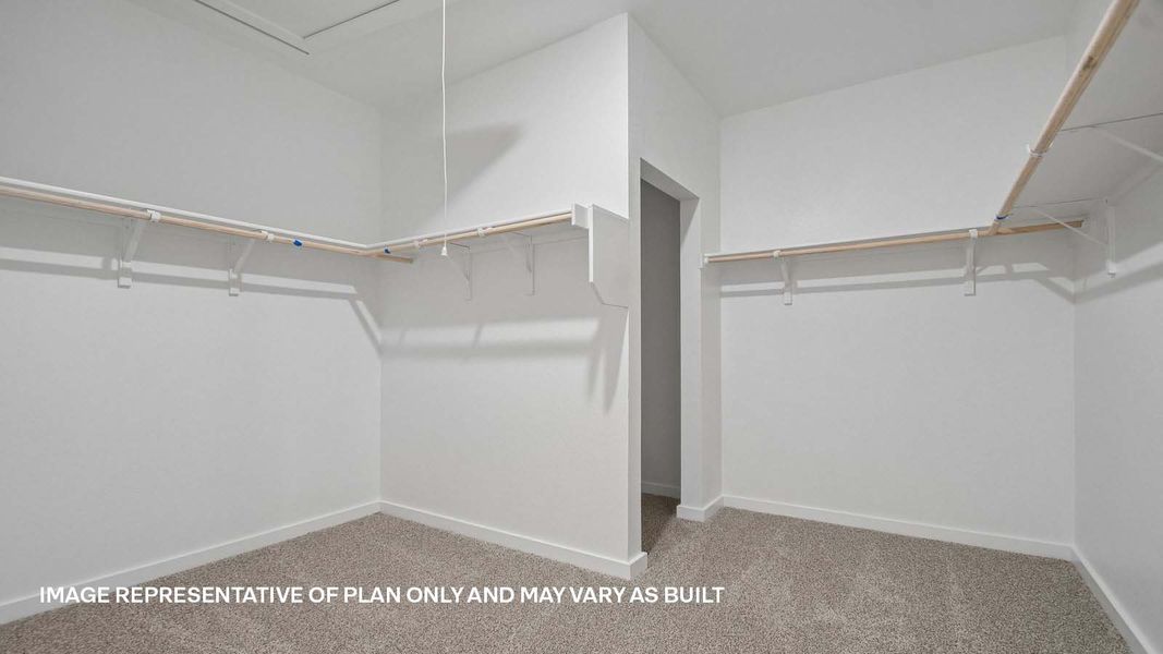 Spacious, unfurnished interior of a new home in Valverde, Bastrop (Image 20).