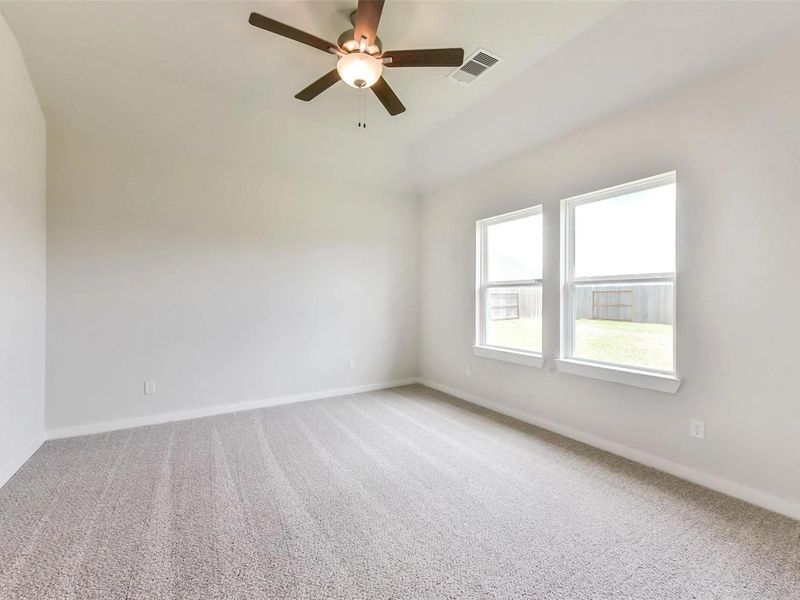 Spacious, unfurnished interior of a new home in Sierra Vista, Rosharon (Image 28). Spacious, unfurnished interior of a new home in Sierra Vista, Rosharon (Image 28).