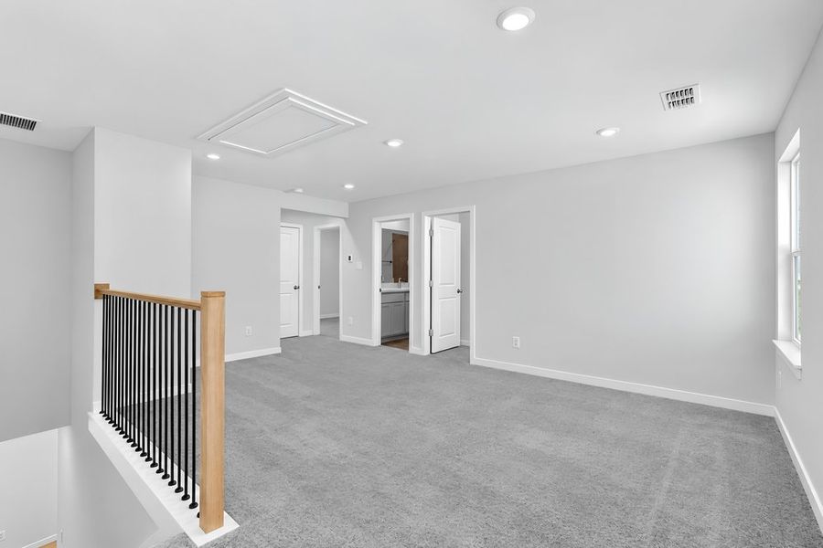 Spacious, unfurnished interior of a new home in Avalon at Cypress, Cypress (Image 28).