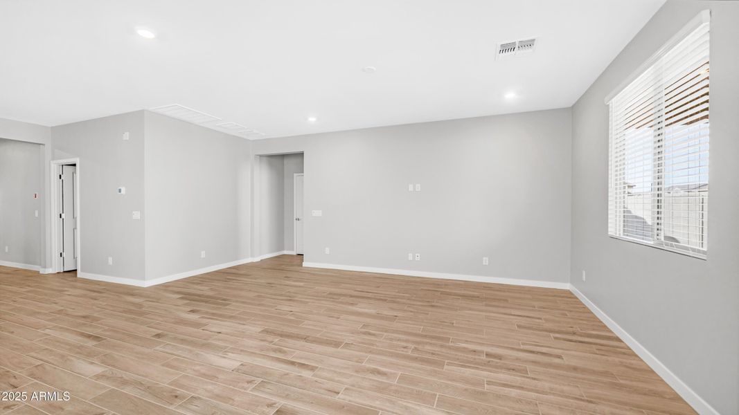 Extra large living Extra large living